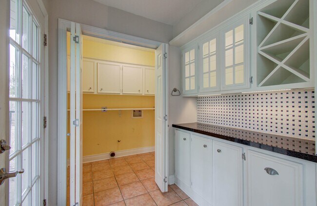 Building Photo - 16209 Wall St