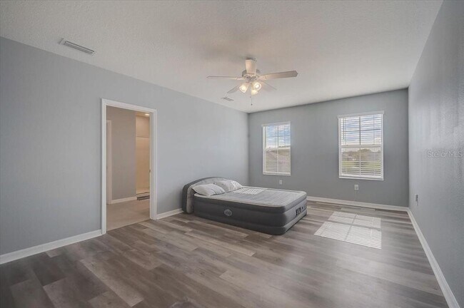 Building Photo - 3919 Willow Branch Pl
