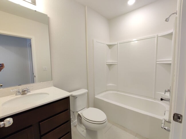 Building Photo - 30194 Merilee Pl