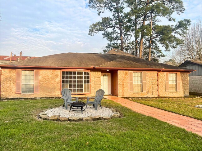 Building Photo - 5314 Brinkman St