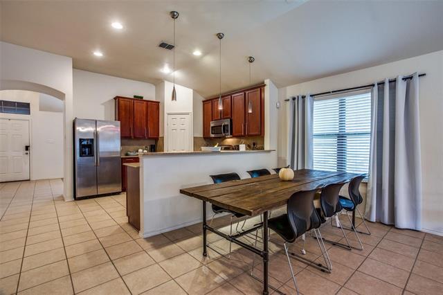 Building Photo - 609 Cunningham Dr