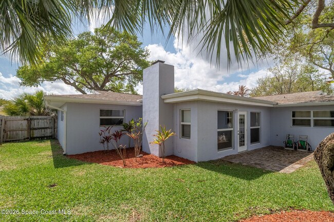 Building Photo - 490 Park Ave