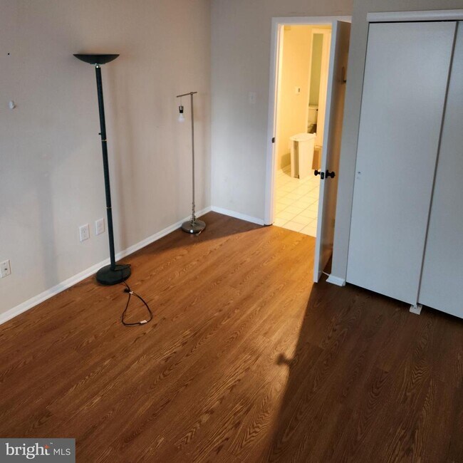Building Photo - 604A Cypress Point Cir