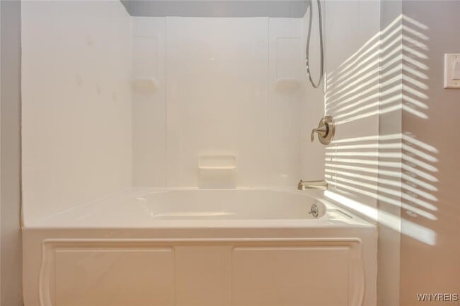 Building Photo - 3582 Upper Mountain Rd