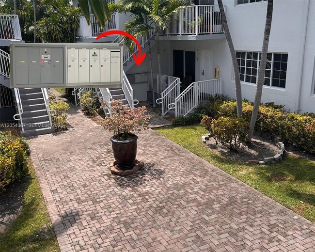 Building Photo - 9260 Bay Harbor Terrace