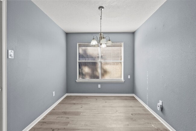 Building Photo - 2826 Wood Hollow Dr