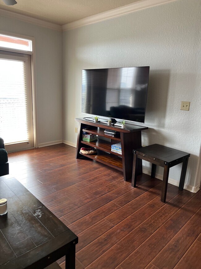 Building Photo - 1711 Old Spanish Trl