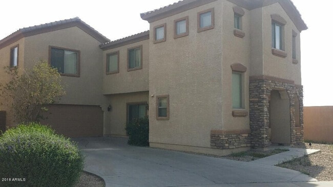 Building Photo - 6621 W Shaw Butte Dr