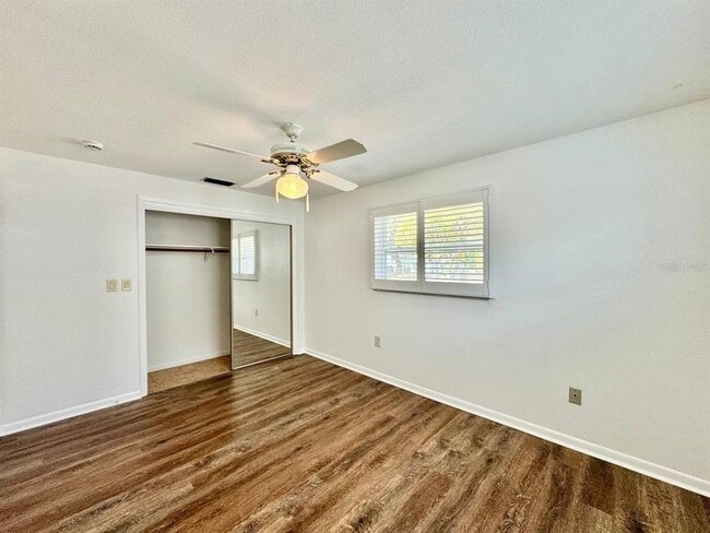 Building Photo - 1145 Stewart Dr