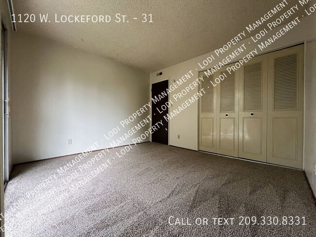 Building Photo - 1120 W Lockeford St