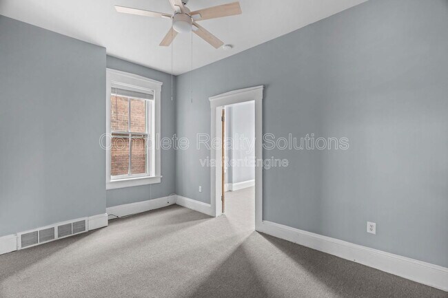 Building Photo - 1210 Lynch St