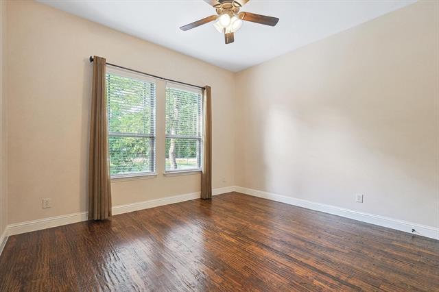 Building Photo - 1560 Karen Dr