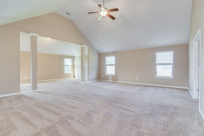 Building Photo - 5403 Hadwin Ct