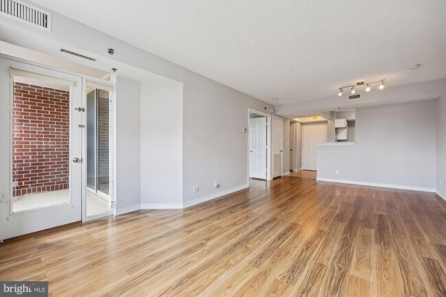 Building Photo - 5809 Nicholson Ln