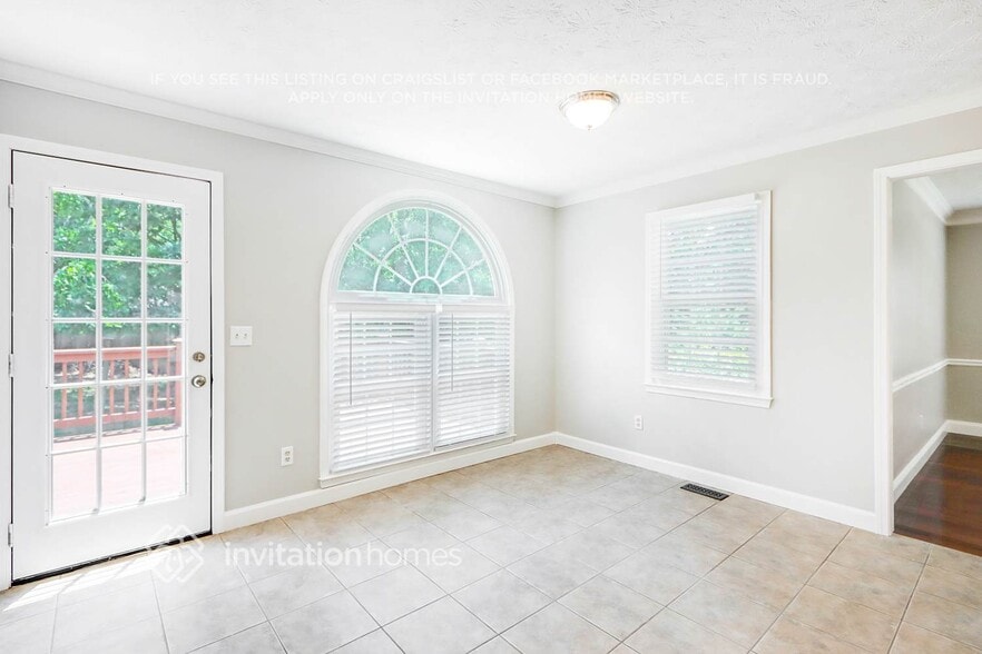 Building Photo - 3206 Elizabeth Ln