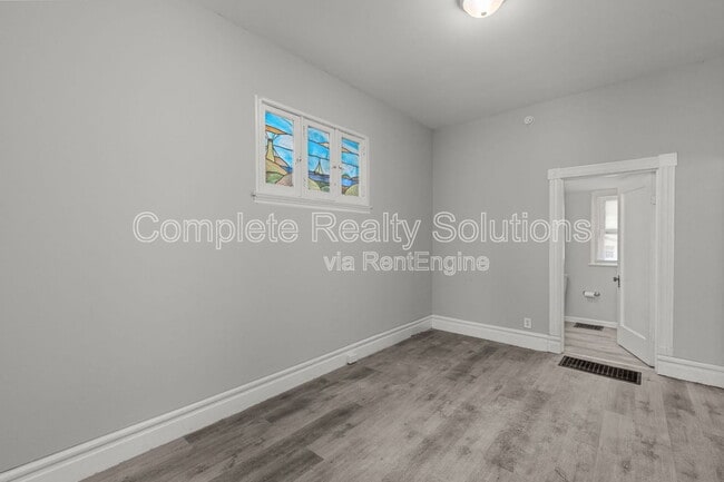 Building Photo - 4035 Schiller Pl