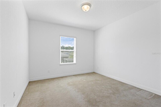 Building Photo - 13153 Lessing Ave