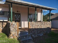 Building Photo - 576 Garfield Ave