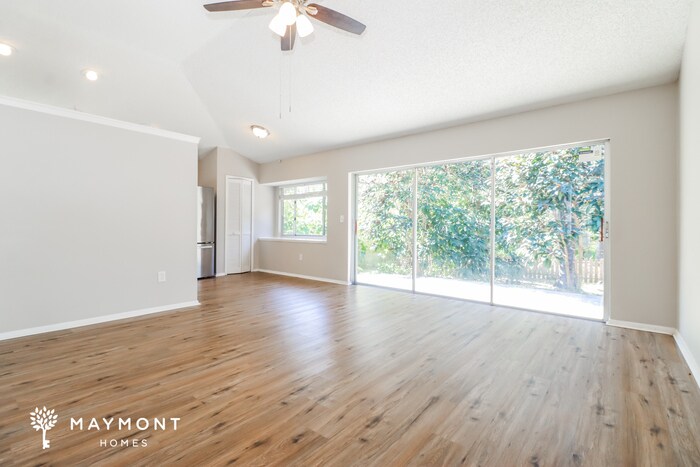 Building Photo - 15155 Nighthawk Dr