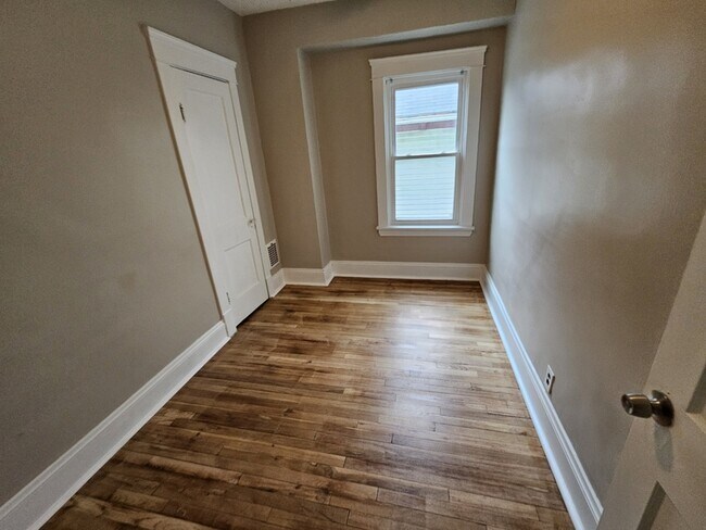 Building Photo - 4211 Spokane Ave