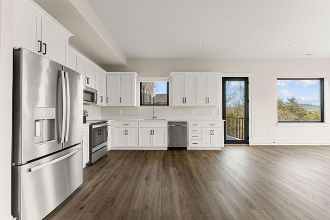 Building Photo - Basement Apartment For Rent
