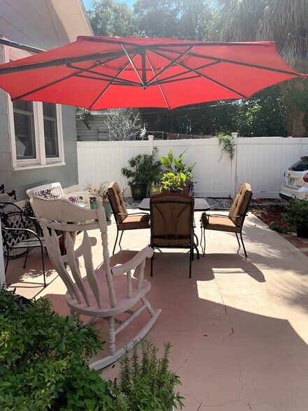 Building Photo - 1919 W North a St