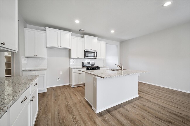 Building Photo - 9295 Inland Leather Ln