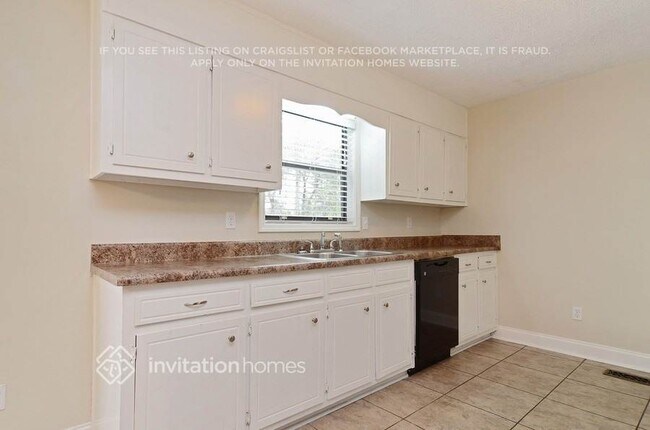 Building Photo - 3421 Stone Ridge Dr