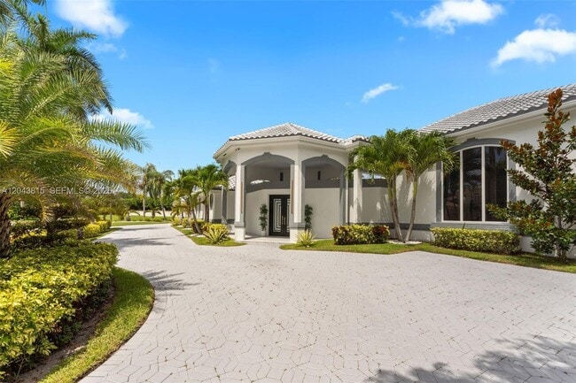 Building Photo - 2673 NW 64th Blvd