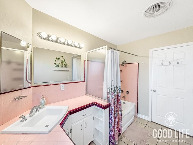 Building Photo - Charming 3BD/2BA House in Valencia Park W/ TVs, Multiple A/C Mini-Splits, Shared Backyard & Laundry!