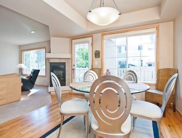 Building Photo - 5151 Boardwalk Dr