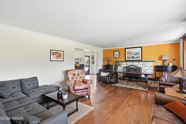 Building Photo - 2611 Janin Way