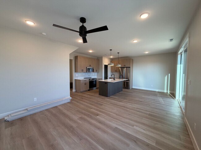 Building Photo - 618 Hemsworth Ln