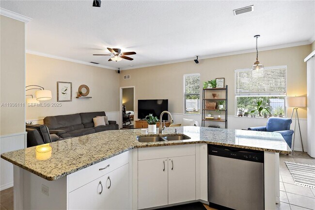 Building Photo - 143 37th Dr SW