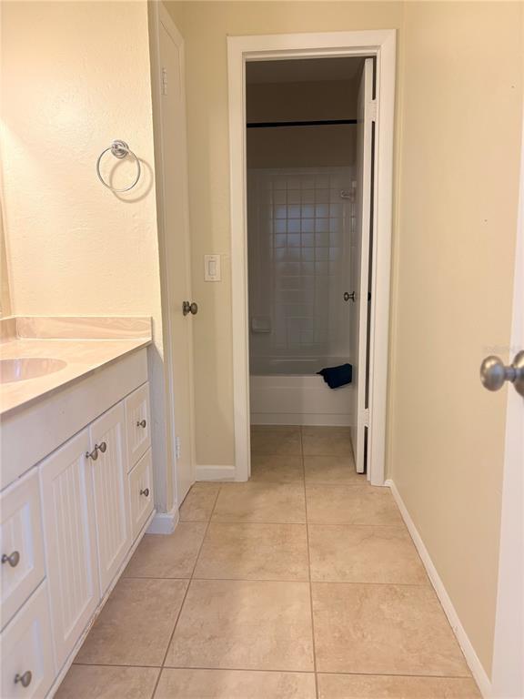 Building Photo - 4463 Rayfield Dr
