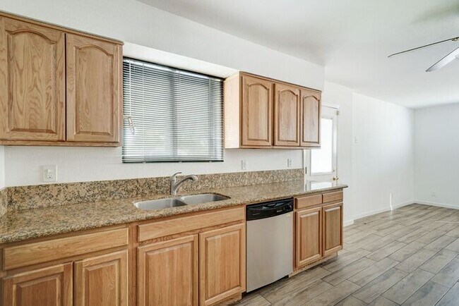 Building Photo - COMING SOON! Charming 3-Bedroom Home Near ASU – Prime Location!