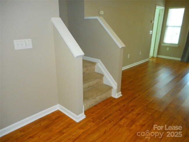 Building Photo - 9710 Elizabeth Townes Ln