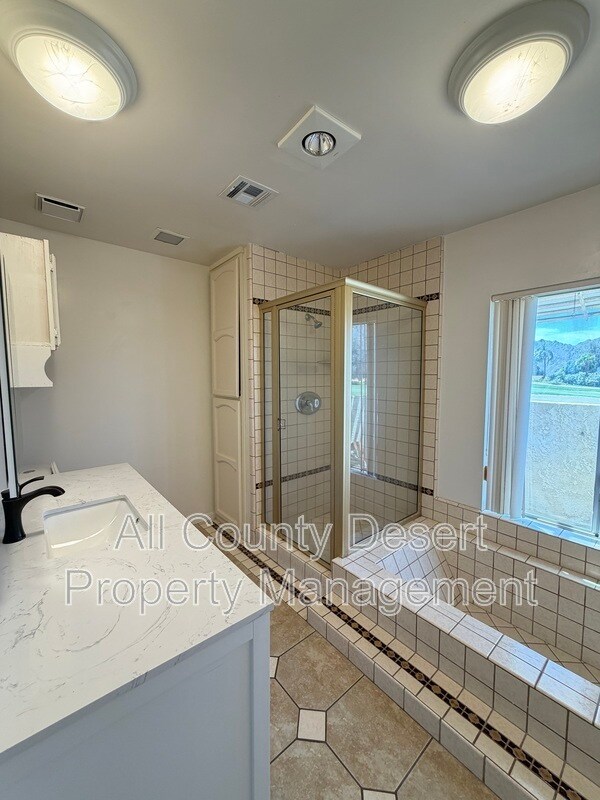 Building Photo - 76955 California Dr