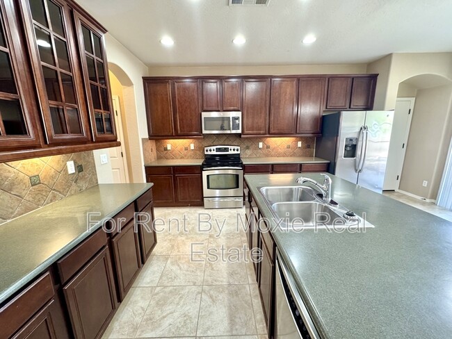Building Photo - 44490 W Palo Nuez St