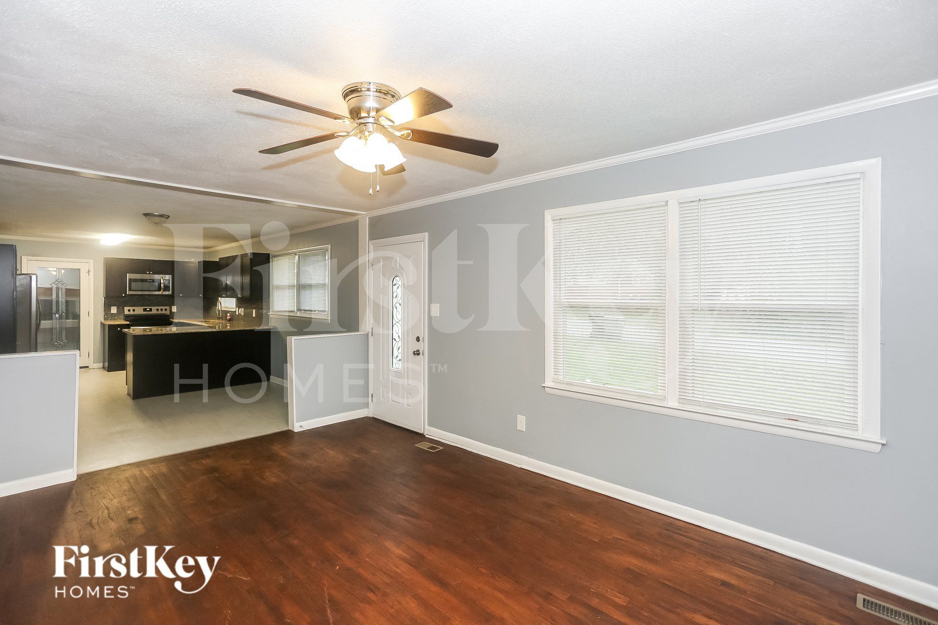 Building Photo - 1502 Kingston Dr