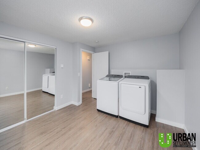 Building Photo - 1823 W Northridge Ct