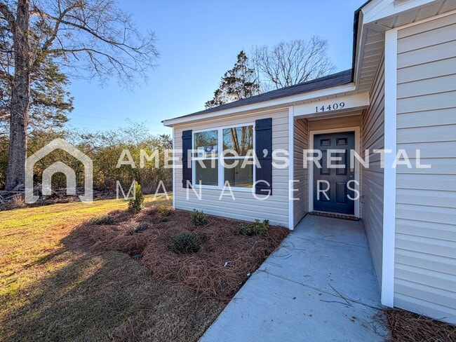 Building Photo - Coming Soon! Available to View NOW!!! DEPOSIT PENDING!!!