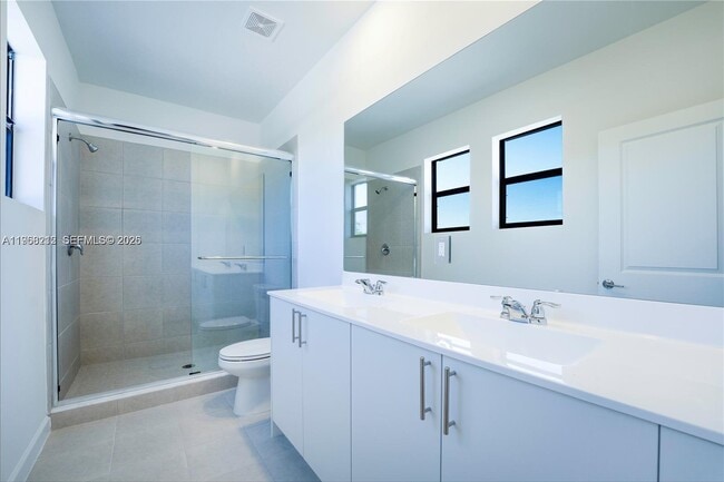 Building Photo - 4941 Peacock Wy