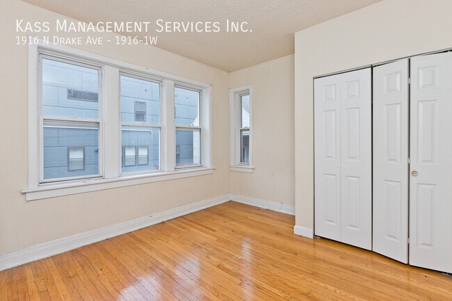 Building Photo - 1916 N Drake Ave