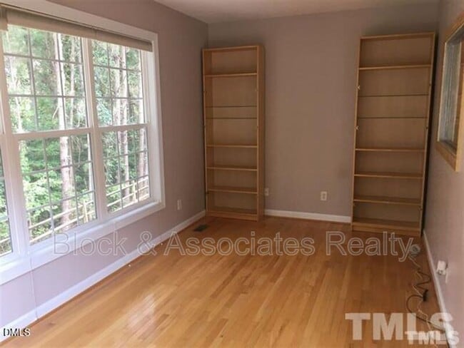 Building Photo - 5330 Echo Ridge Rd