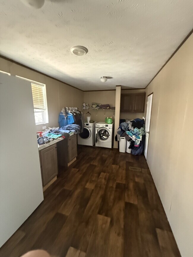 Building Photo - Quiet country living near in Altavista but not too far from Lynchburg, Gretna or Hurt.