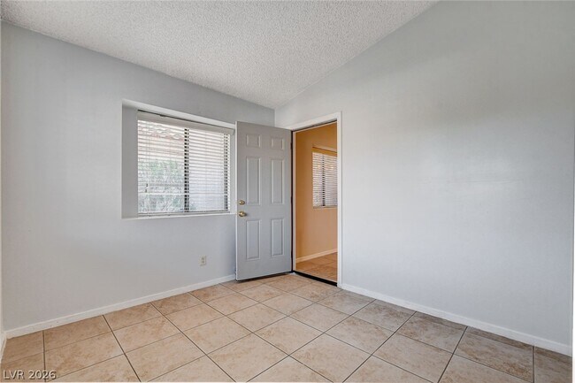 Building Photo - 2837 Autumn Haze Ln