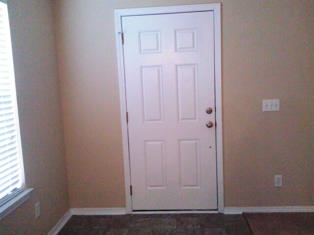 Building Photo - 645 College Park Cir