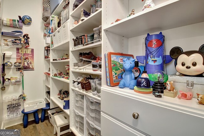 Building Photo - 804 Ridgestone Ct