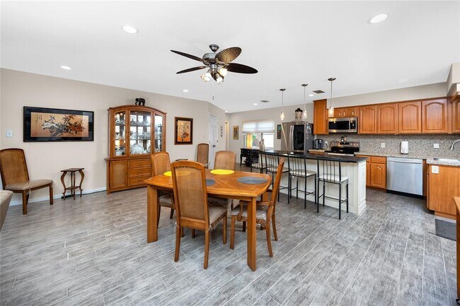 Building Photo - 10504 Lacera Dr